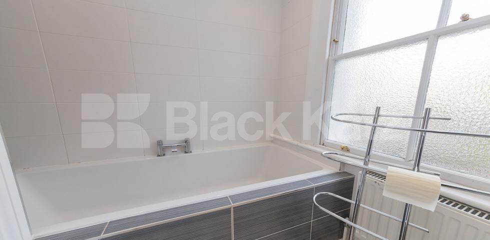 			NEW INSTRUCTION, 2 Bedroom, 1 bath, 1 reception Flat			 Brackenbury Road, Hammersmith/Brackenbury Village 